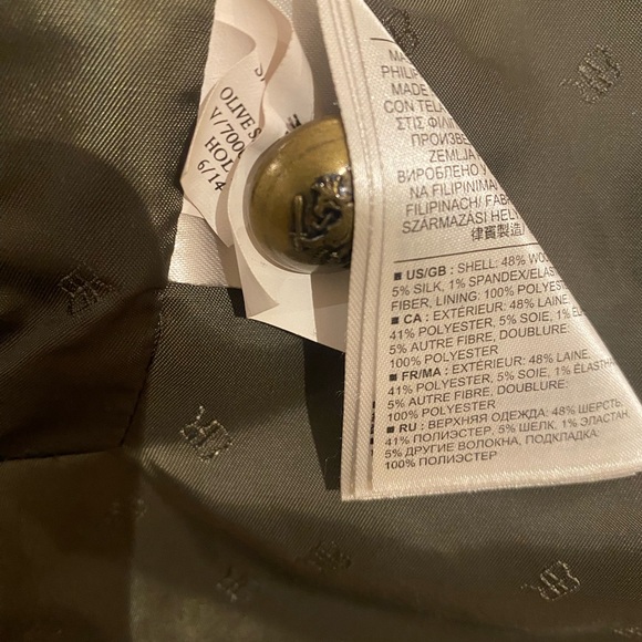 Banana Republic blazer. Nice for fall and winter! - Picture 4 of 4